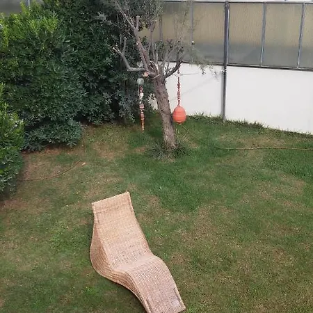 Lamborghini Con Piscina Apartment